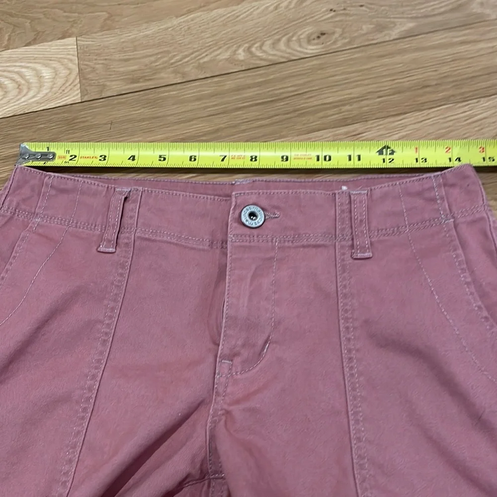 LIKE NEW MAURICES Pink Cut-off Shorts size 2 - Picture 8 of 11